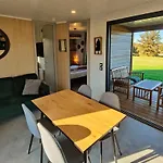 Domaine Des Graminées Hotel *